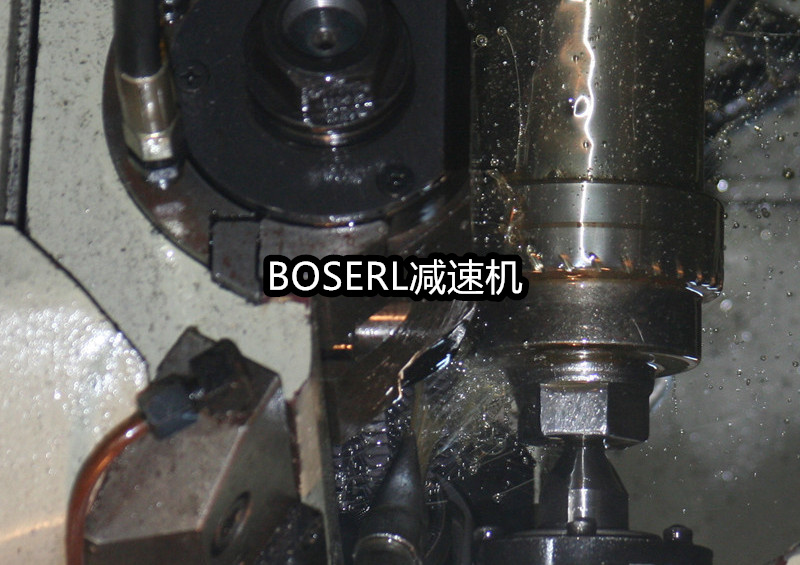 1666683900103017.jpg 齿轮减速电机一体机
